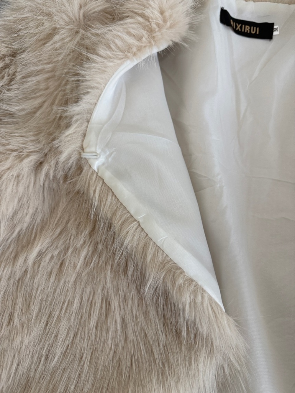 Beige Faux Fur Cropped Teddy Jacket - Picture 4 of 10